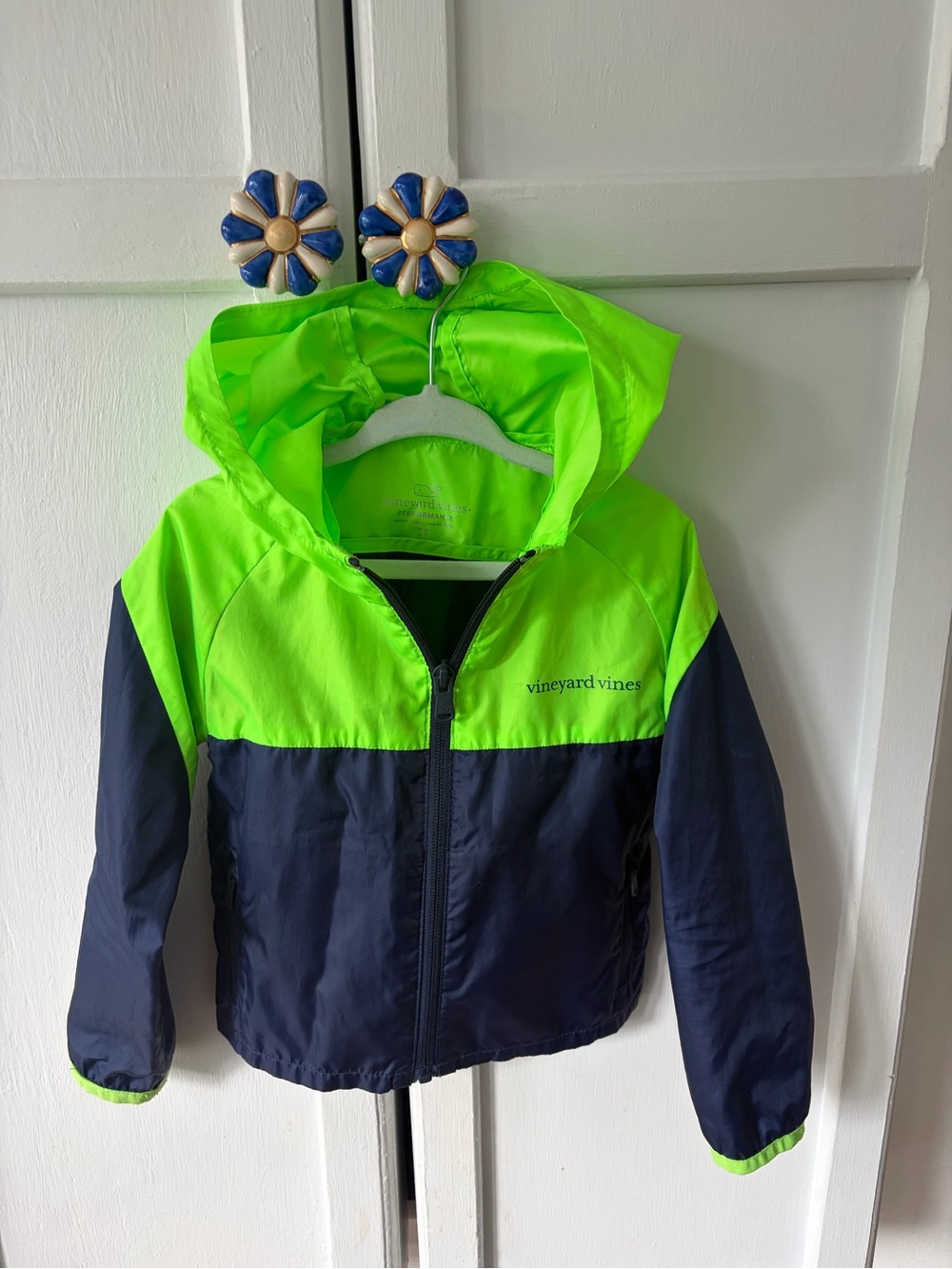 Vineyard Vines Neon Green & Navy Kids Hooded Rain Jacket size 2T